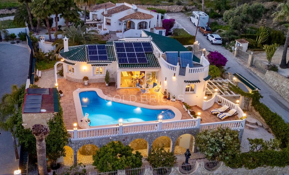 Återförsäljning · VILLOR · Moraira · Benimeit