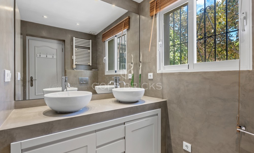 Sale · Luxury Villa · Altea