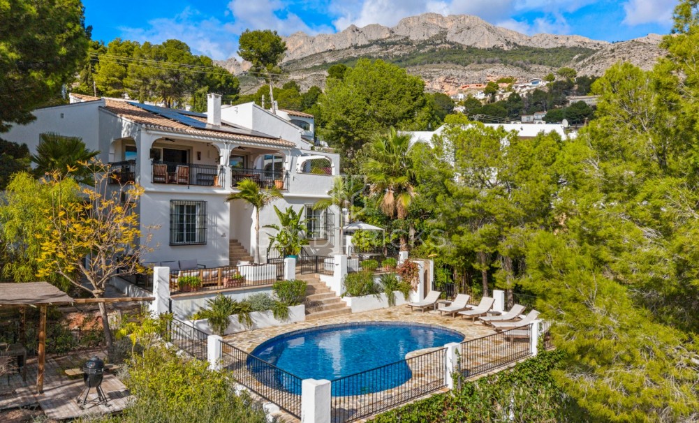 Sale · Luxury Villa · Altea
