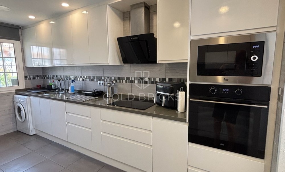 Återförsäljning · Villa · Villamartin, Orihuela Costa