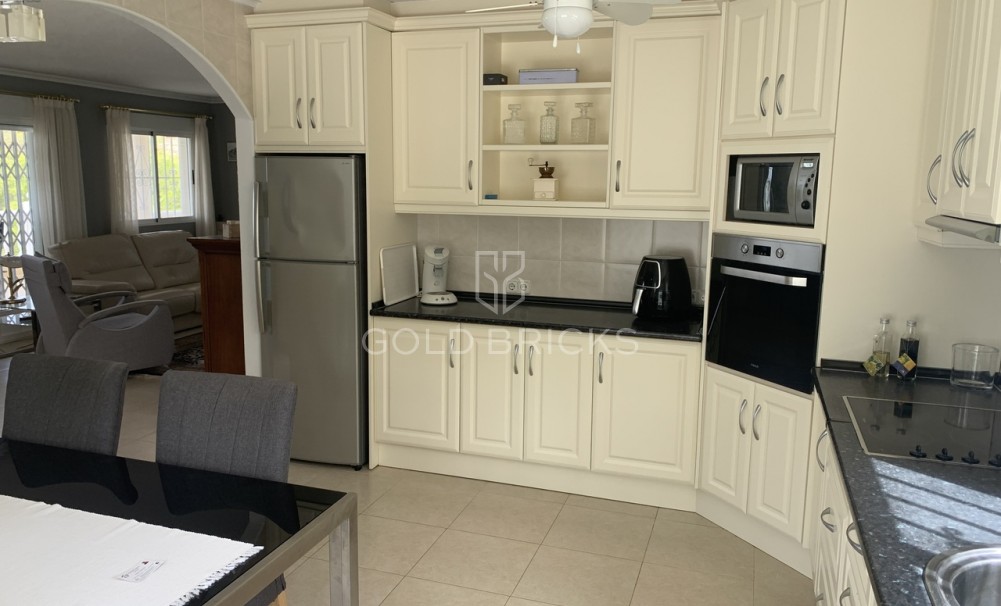 Återförsäljning · Villa · Algorfa (montemar)