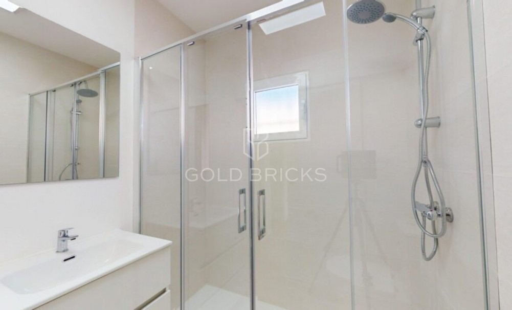 Sale · Bungalow · Blue Lagoon