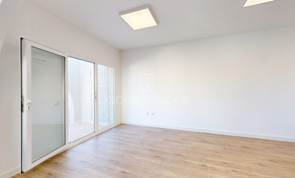 Sale · Bungalow · Blue Lagoon