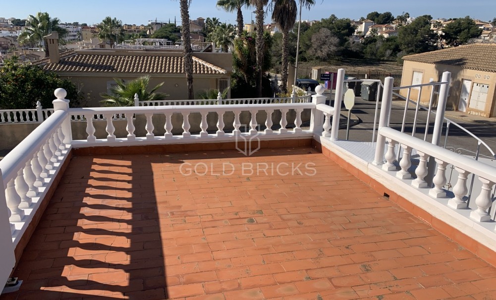 Sprzedaż · Villa · Villamartin, Orihuela Costa