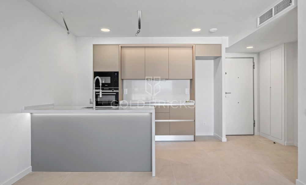 Revente · Attique · Denia · Puerto