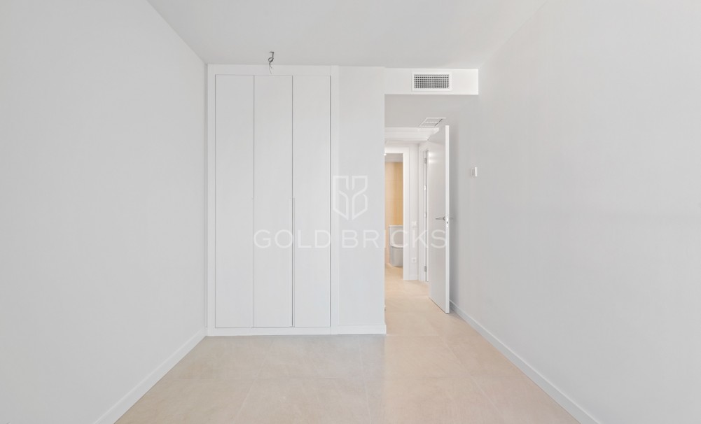 Revente · Attique · Denia · Puerto