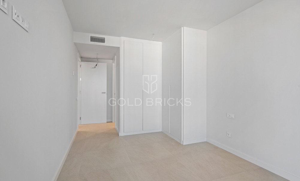 Revente · Attique · Denia · Puerto