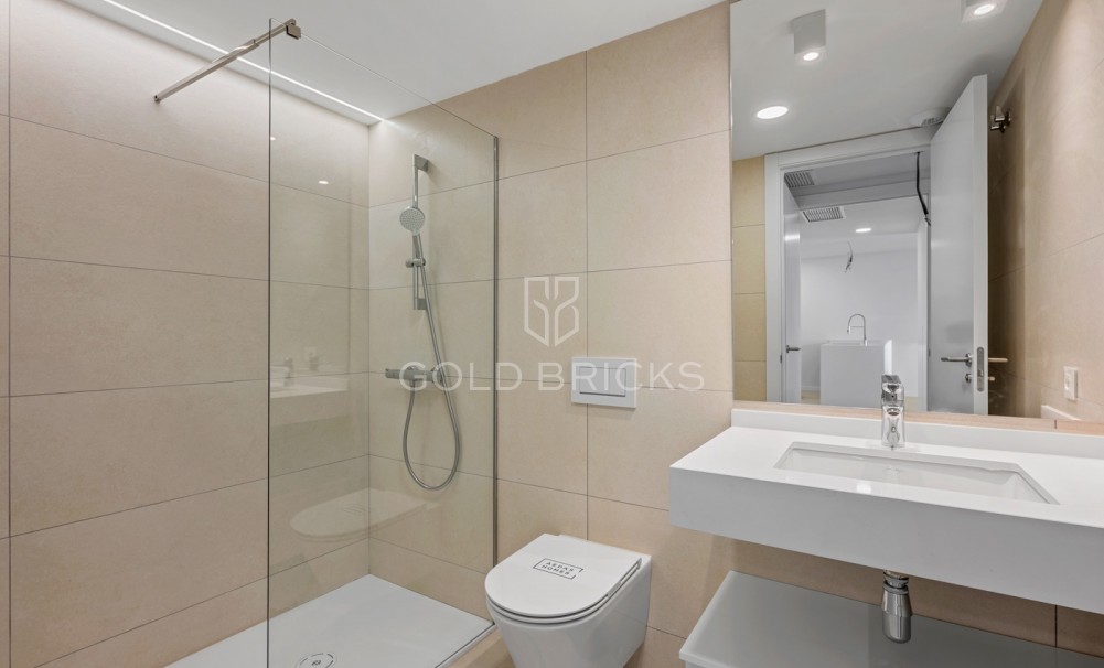 Revente · Attique · Denia · Puerto