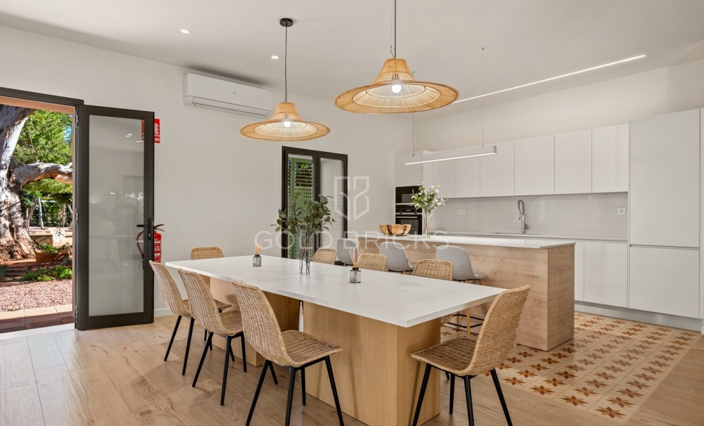 Revente · Attique · Denia · Puerto