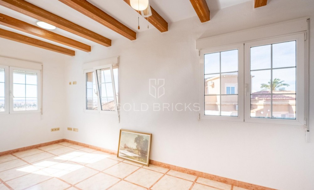 Sale · House - Detached Villa · Torrevieja · El chaparral