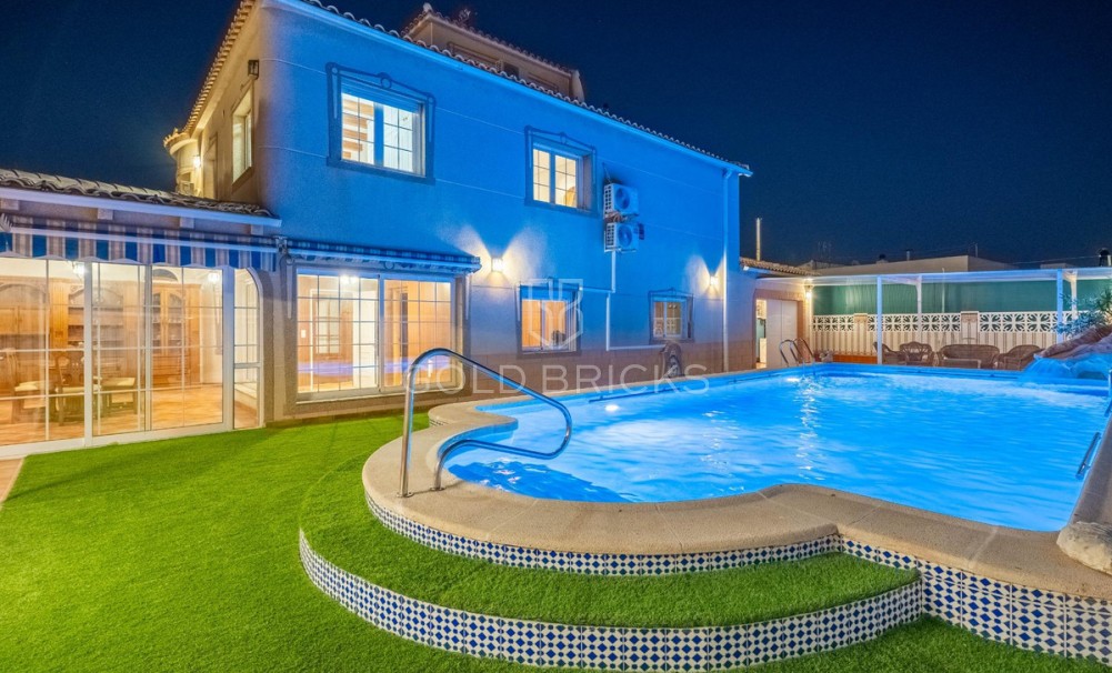 Sale · House - Detached Villa · Torrevieja · El chaparral