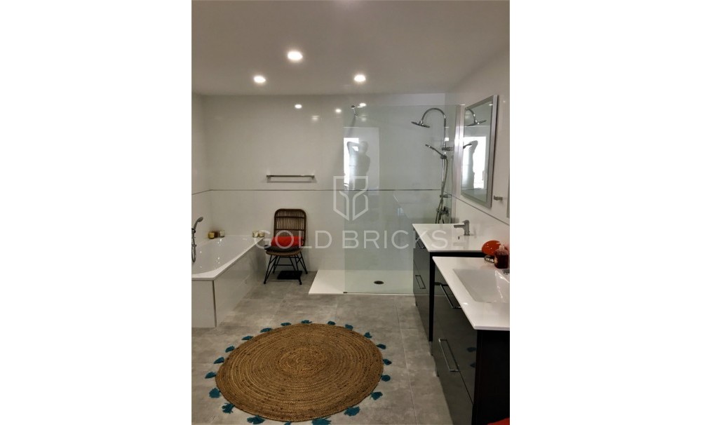 Revente ·  · Finestrat