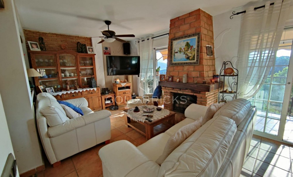 Sale · House - Bungalow · La Nucía · La Nucia Centro