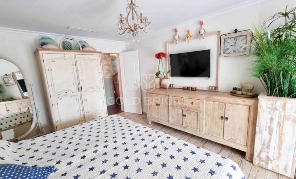 Sale · House - Bungalow · Teulada · Moraira