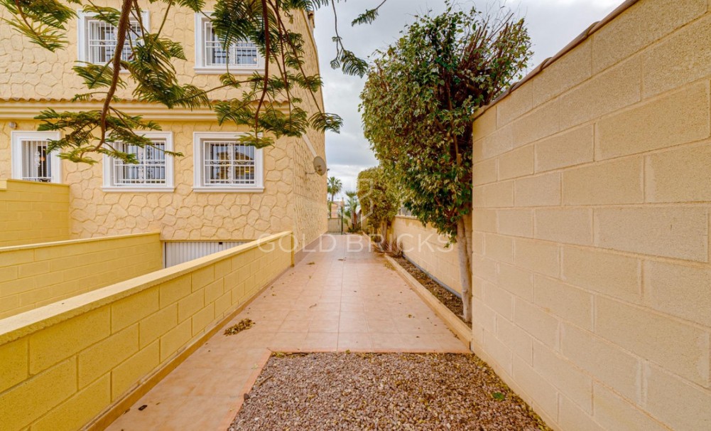 Sale · House - Bungalow · Torrevieja · Torrevieja Centro