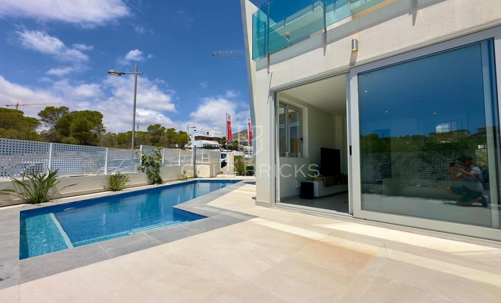 Sale · House - Bungalow · Finestrat