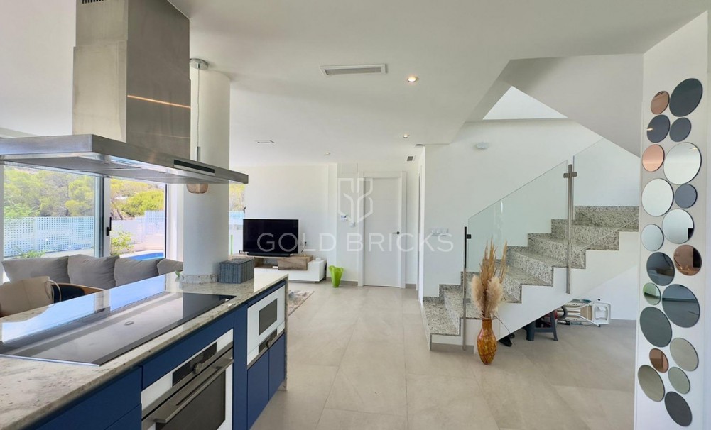 Sale · House - Bungalow · Finestrat