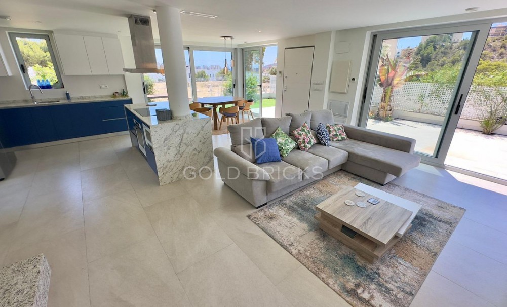 Sale · House - Bungalow · Finestrat