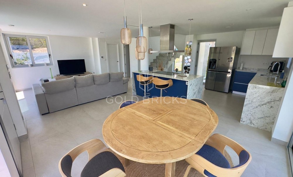 Sale · House - Bungalow · Finestrat