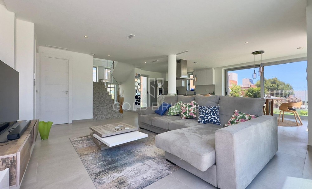 Sale · House - Bungalow · Finestrat