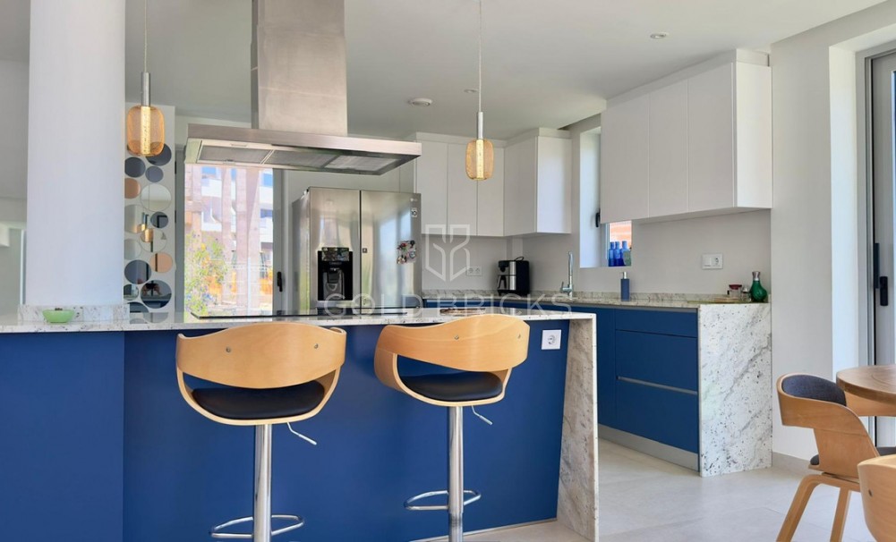 Sale · House - Bungalow · Finestrat