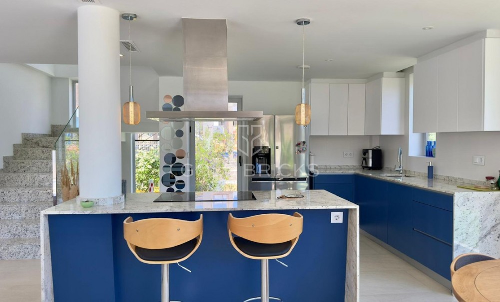 Sale · House - Bungalow · Finestrat