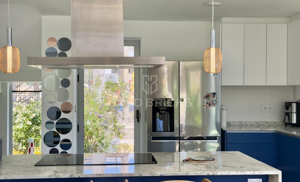 Sale · House - Bungalow · Finestrat