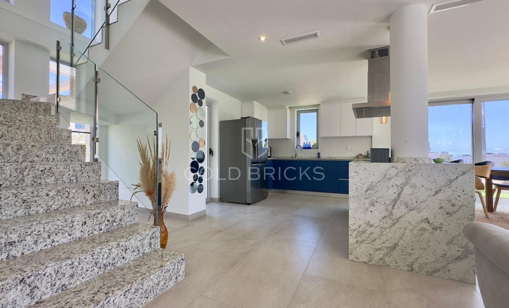 Sale · House - Bungalow · Finestrat