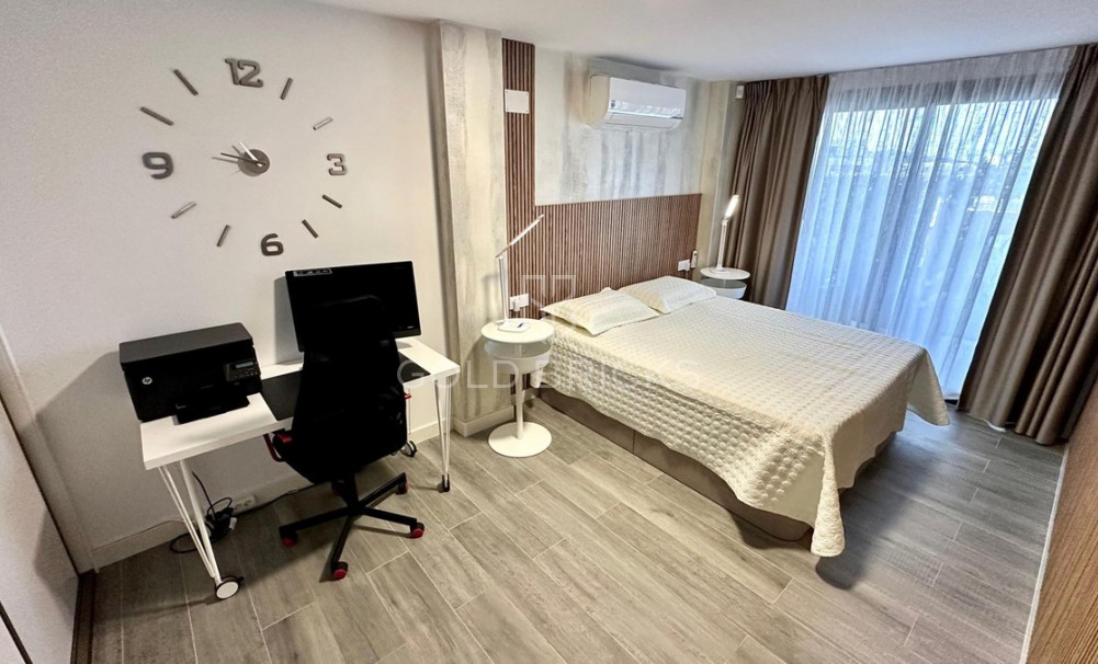 Resale ·  · Finestrat