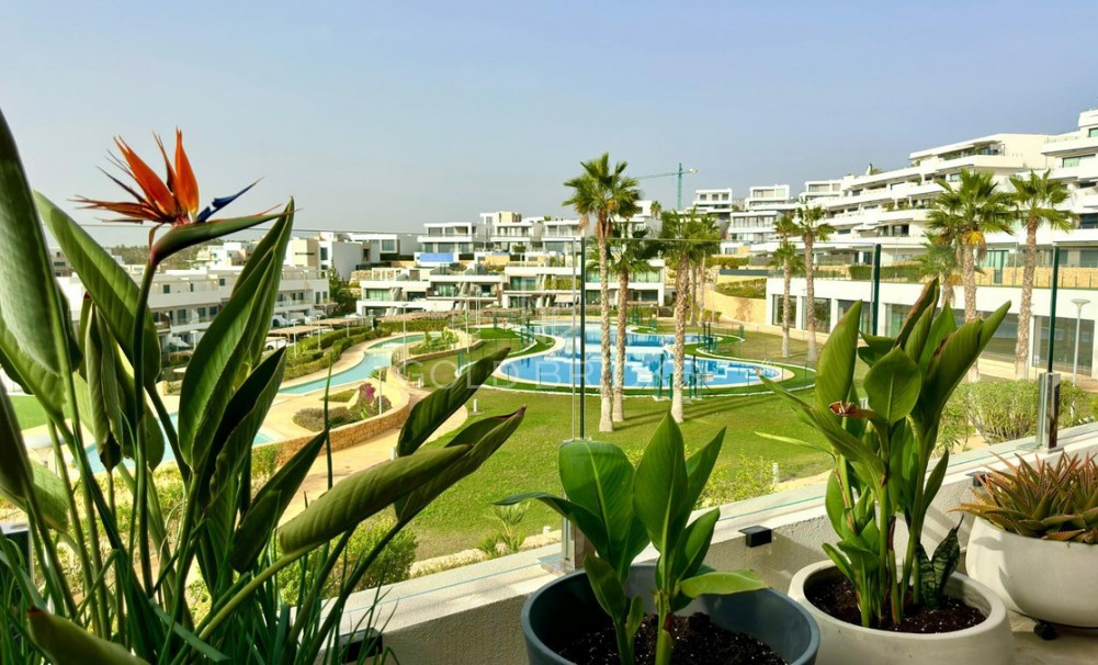 Resale ·  · Finestrat