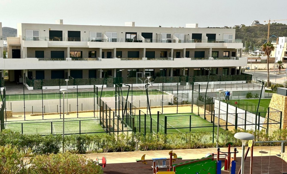 Resale ·  · Finestrat