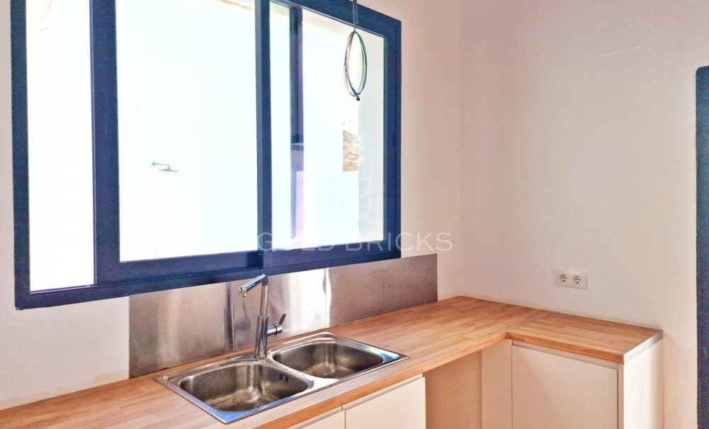 Wederverkoop ·  · Oliva