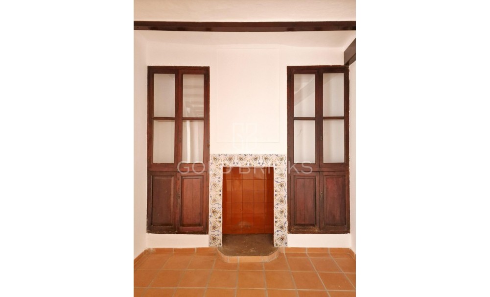 Wederverkoop ·  · Oliva