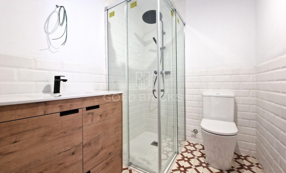 Wederverkoop ·  · Oliva