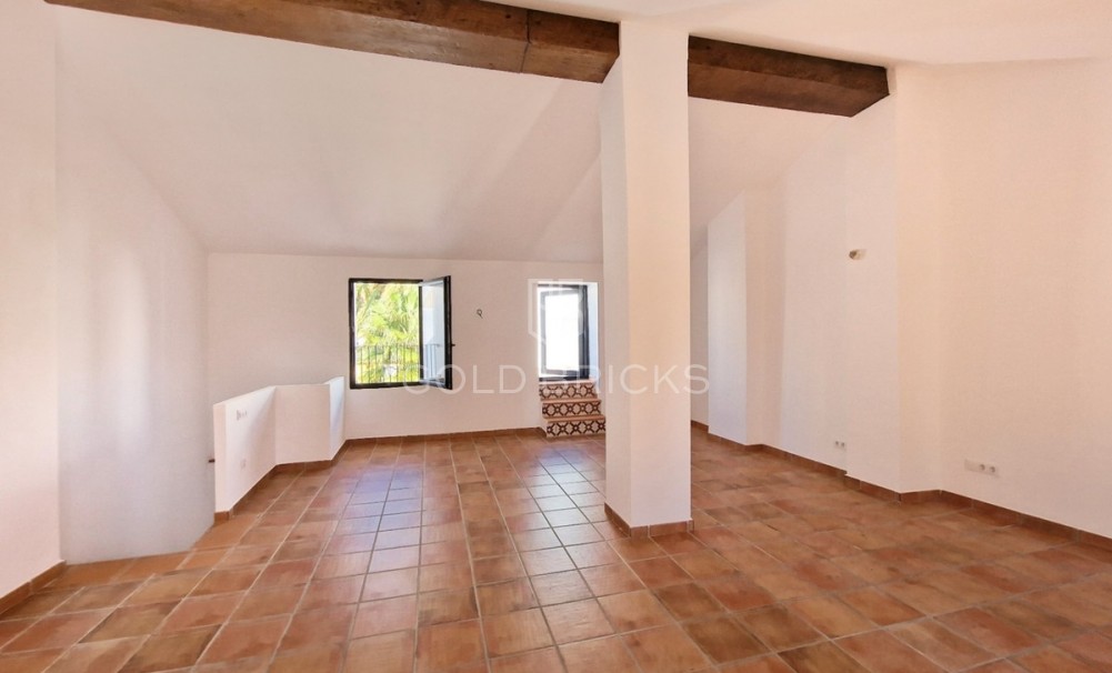 Wederverkoop ·  · Oliva