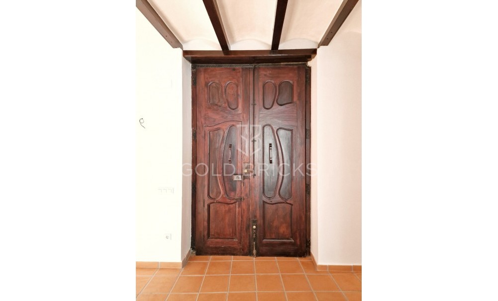 Wederverkoop ·  · Oliva