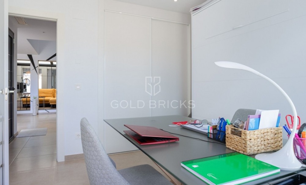 Sale · House - Townhouse · Benijofar