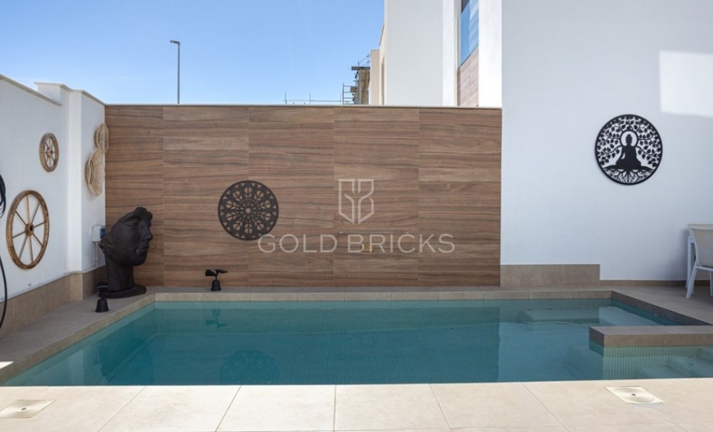 Sale · House - Townhouse · Benijofar