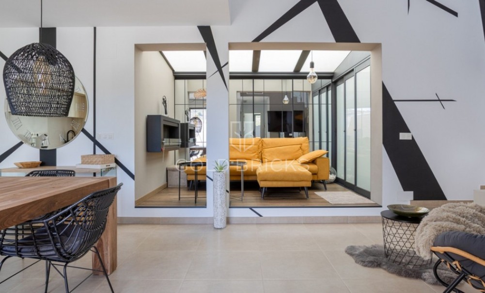 Sale · House - Townhouse · Benijofar