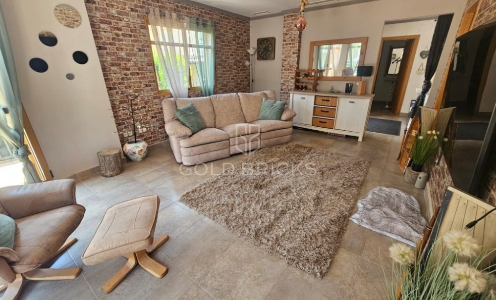 Resale ·  · Finestrat