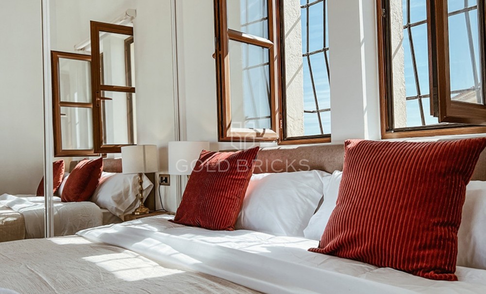 Wederverkoop ·  · Desert Springs