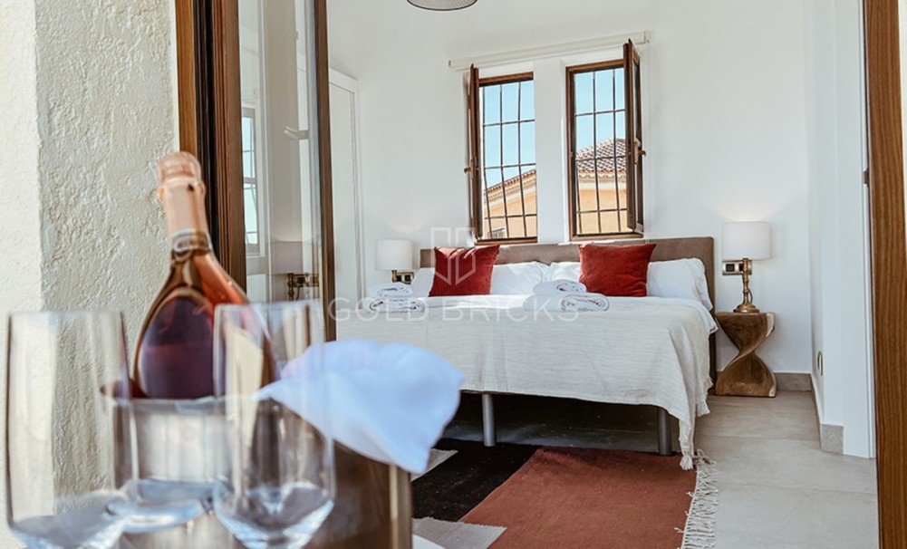 Wederverkoop ·  · Desert Springs