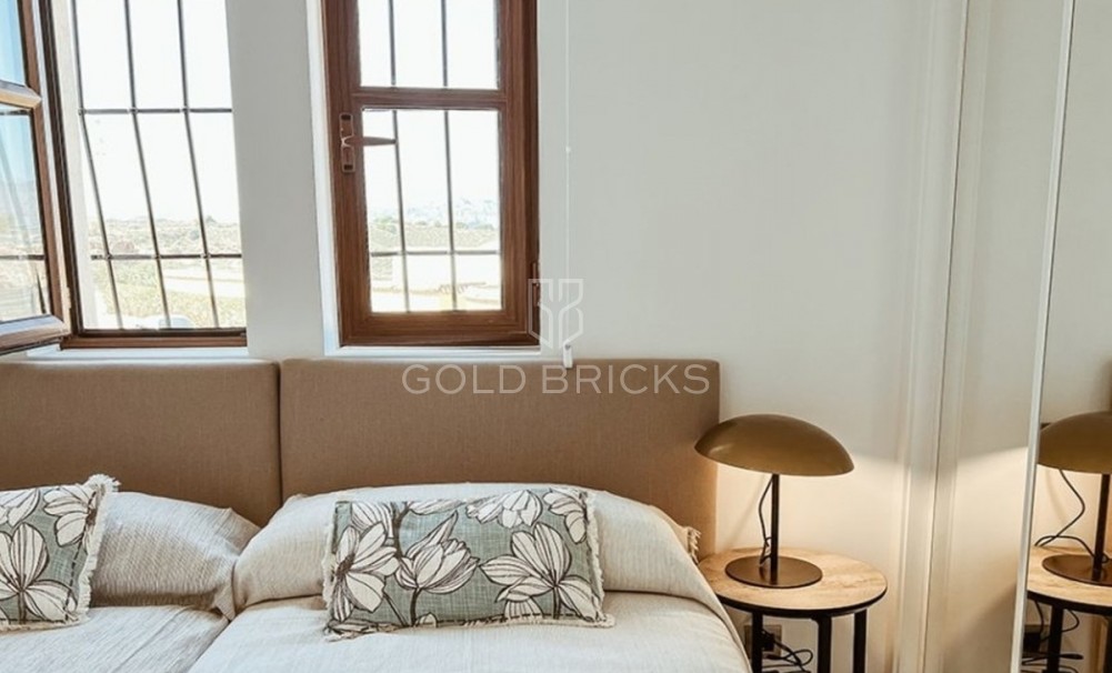 Wederverkoop ·  · Desert Springs