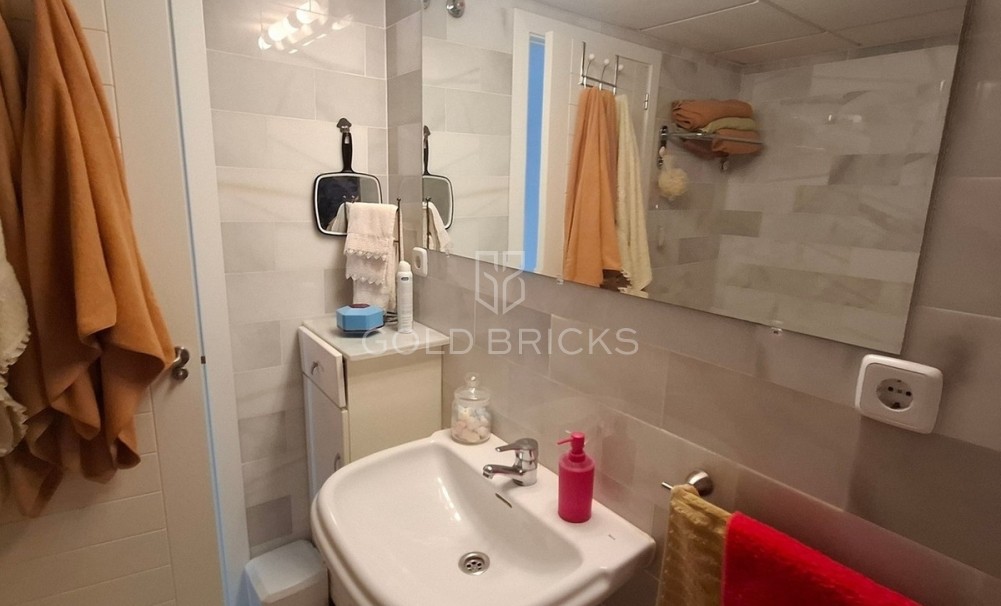 Återförsäljning ·  · Garrucha