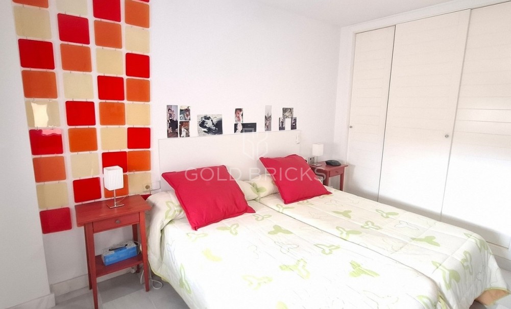 Återförsäljning ·  · Garrucha