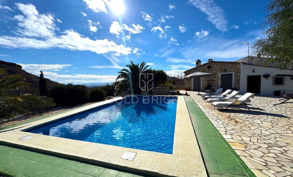 Revente ·  · Huércal-Overa