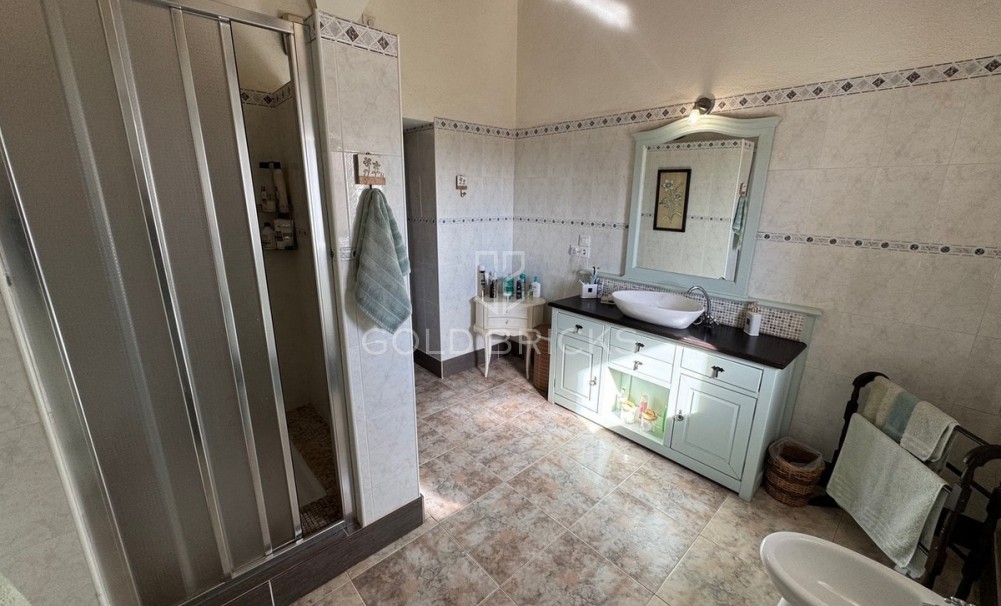 Revente ·  · Huércal-Overa