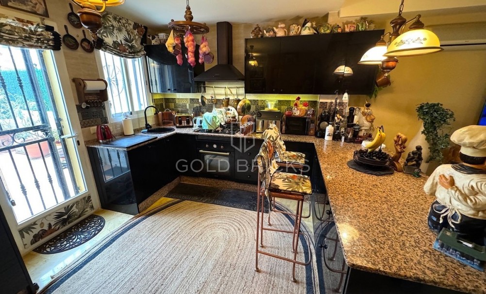 Wederverkoop ·  · Vera Playa