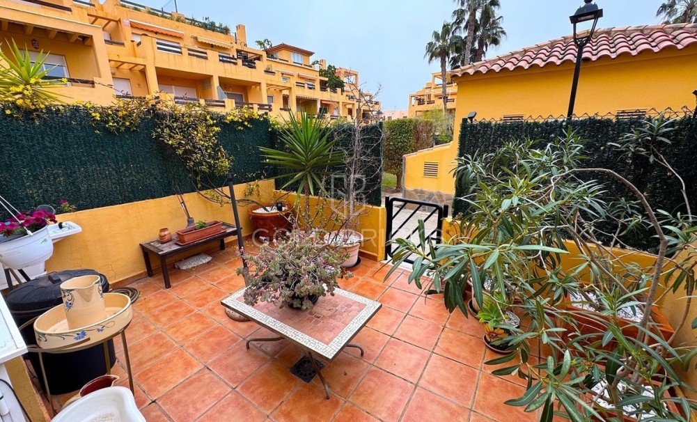 Wederverkoop ·  · Vera Playa