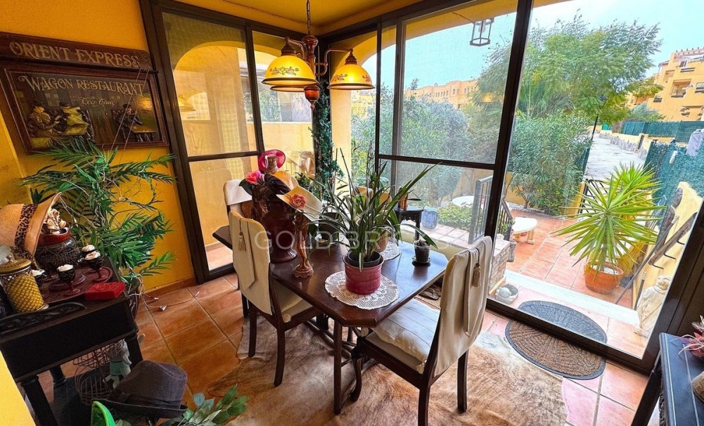 Wederverkoop ·  · Vera Playa